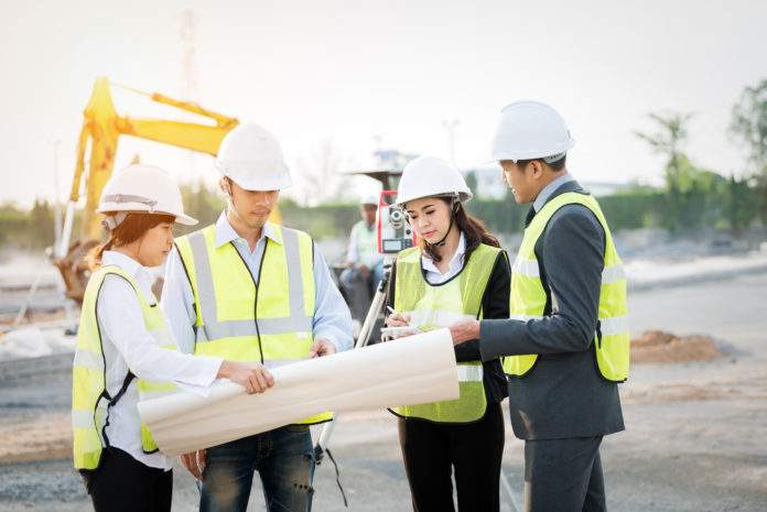 Đội ngũ xây dựng nhà xưởng tại Bình Dương