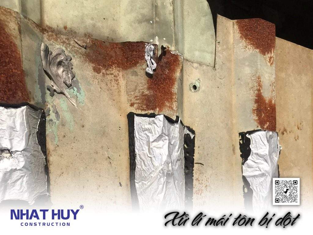 Mái tôn bị hỏng, hư hại