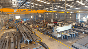 4 chi phí xây dựng nhà xưởng kết cấu thép mà bạn cần biết 3 nha tien che thep xay dung