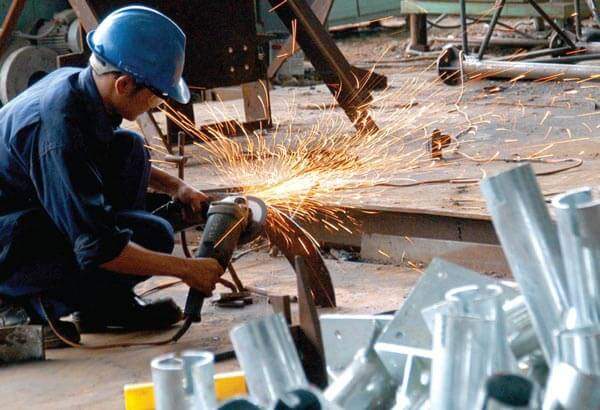 Gia công cơ khí xây dựng theo yêu cầu uy tín, chất lượng 1 Gia-cong-co-khi-xay-dung