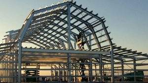 khung suon nha thep tien che