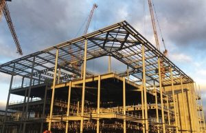 ket-cau-thep-chiu-duoc-tai-trong-lon