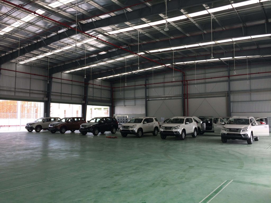Khung kèo không cột giữa cho công trình siêu rộng 2 do-rong-ly-tuong-cho-nha-xuong-dung-khung-keo-khong-cot-giua-len-den-180-m