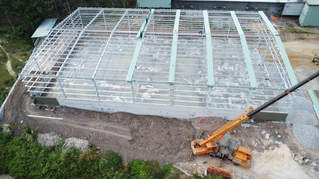 Giá xây dựng nhà khung thép tiền chế và 7 yếu tố ảnh hưởng 1 Giá xây dựng nhà khung thép tiền chế