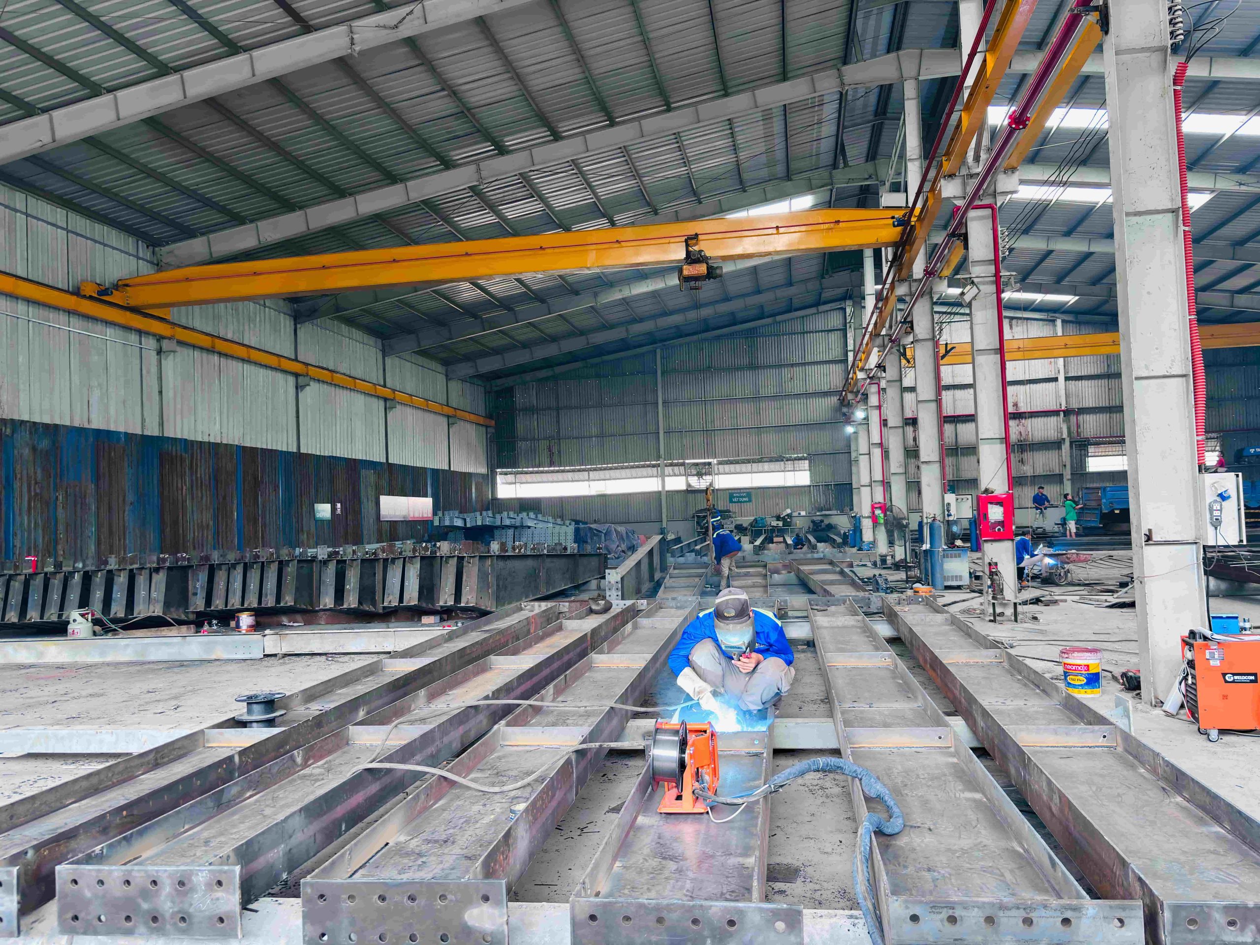 GIA CÔNG KẾT CẤU THÉP 2 Nhật Huy Construction - Gia công kết cấu thép tại xưởng sản xuất 02