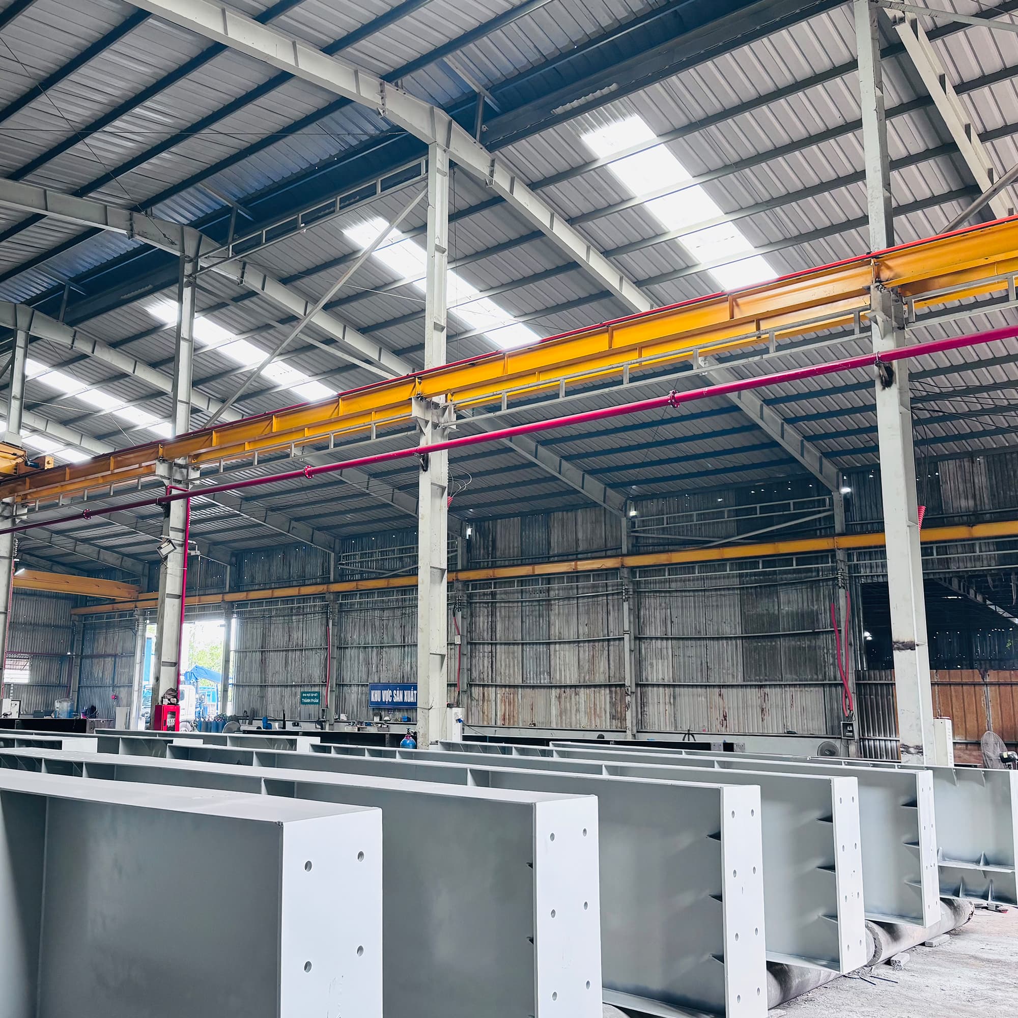 GIA CÔNG KẾT CẤU THÉP 3 Xưởng gia công sản xuất kết cấu thép