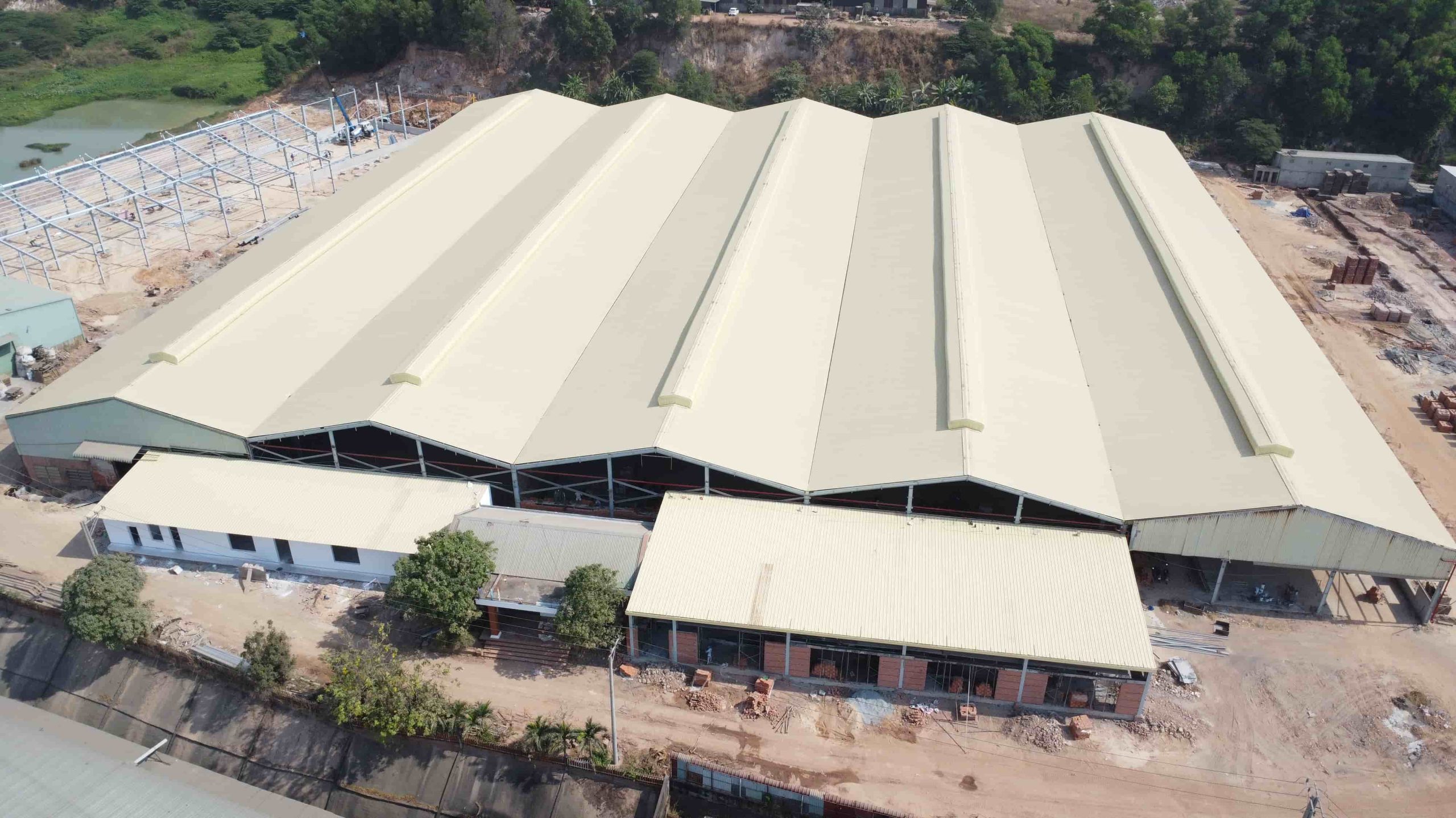 Thi công nhà xưởng công nghiệp