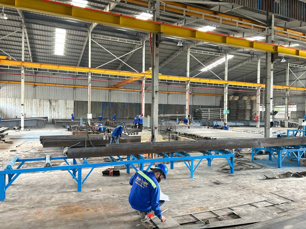 Gia công kết cấu thép nhà xưởng 