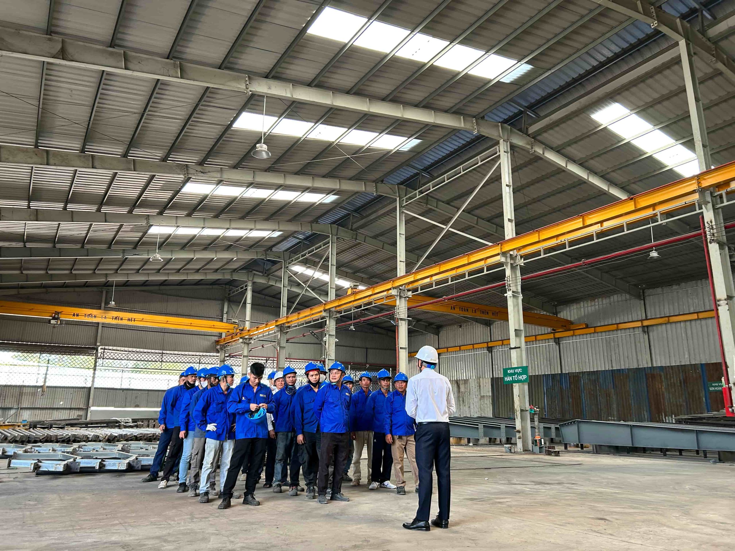 Xưởng gia công kết cấu thép và năng lực doanh nghiệp