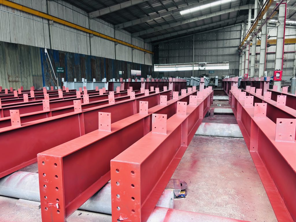 Quy Trình Gia Công Kết Cấu Thép Tại Nhật Huy- sơn và phủ chống sét