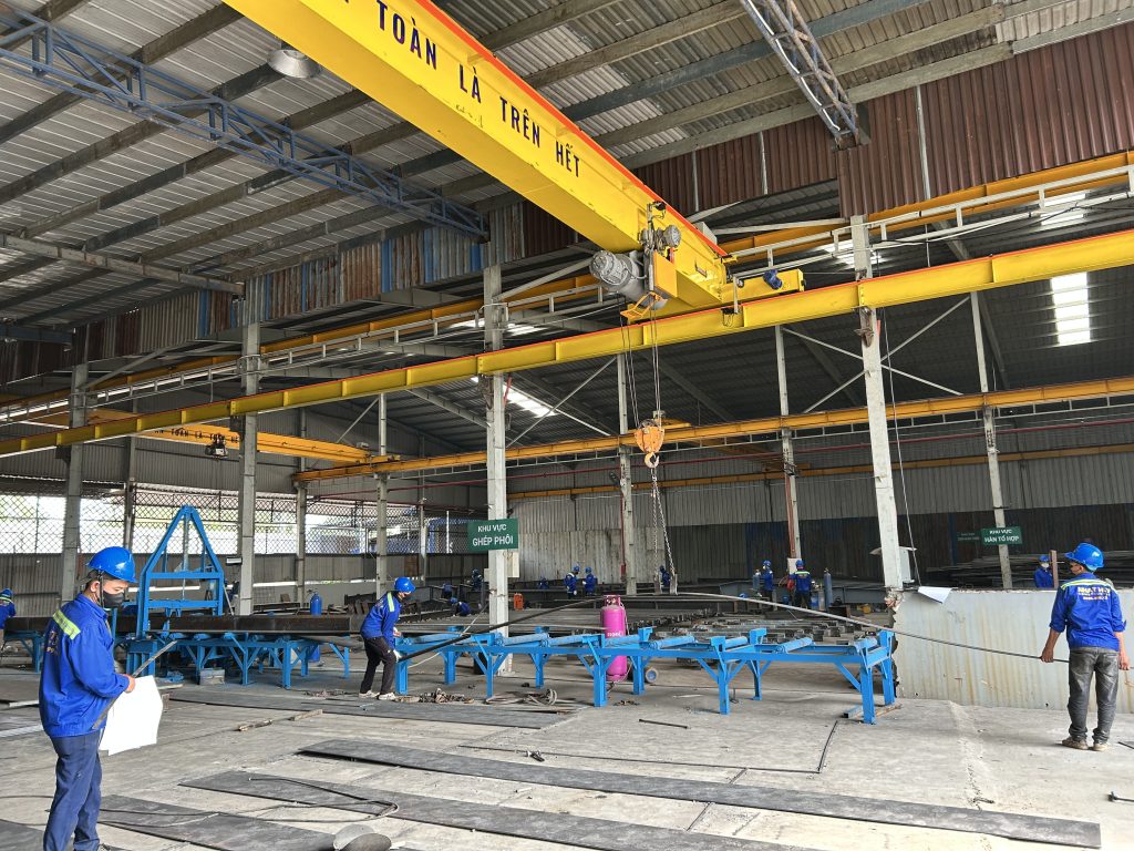 Quy Trình Gia Công Kết Cấu Thép Tại Nhật Huy- Lắp ráp và gia công