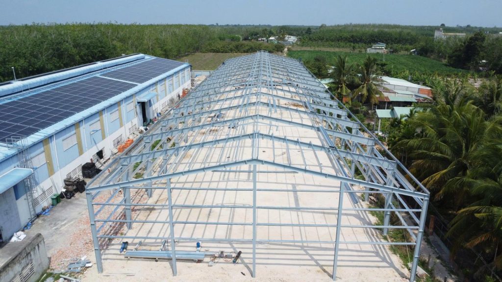 Hoàn thiện khung thép nhà xưởng